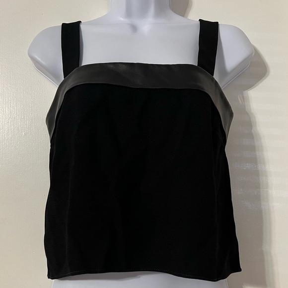 Gucci Leather Trim Cropped Top in Black Sz 38 or XS - Picture 2 of 16